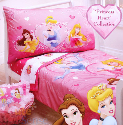 Cute Bedspreads on Disney Princess Toddler Bedding Set 4pc At Cutesense Com